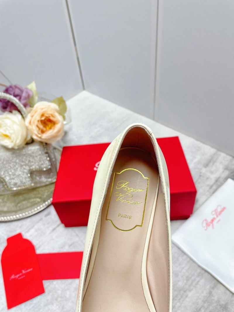 Roger Vivier flat shoes